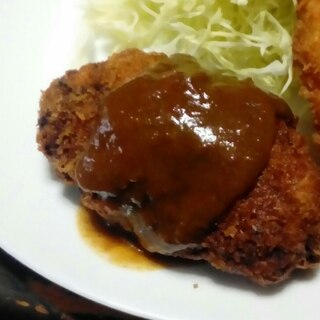 肉バター入りコロッケ